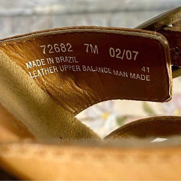 Clarks Brown Leather Sandals Slip on Open Toe Womens Size 7 Adjustable Straps - Picture 9 of 11